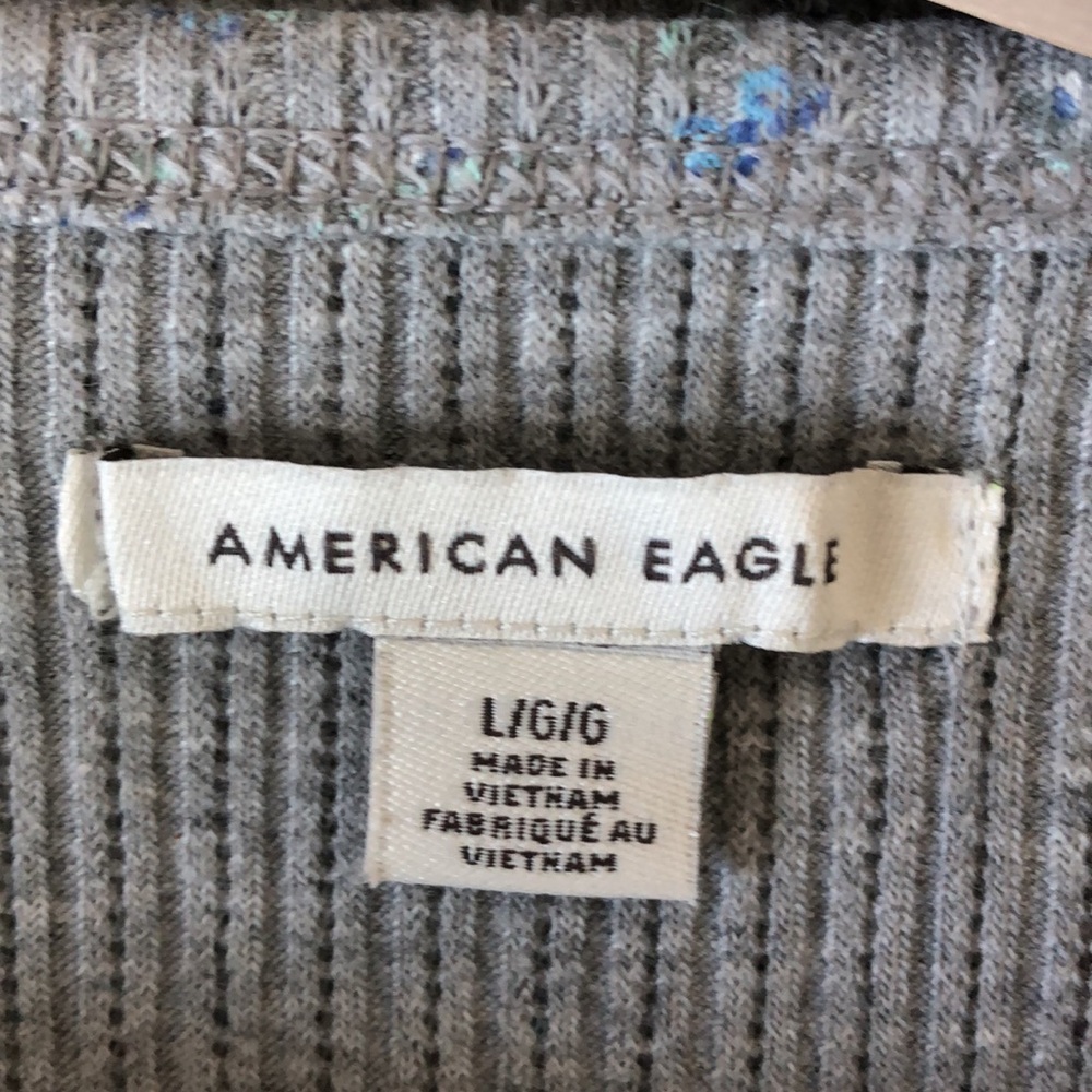 American Eagle ribbed tee grey tshirt AE women’s large floral shirt top - Picture 15 of 16